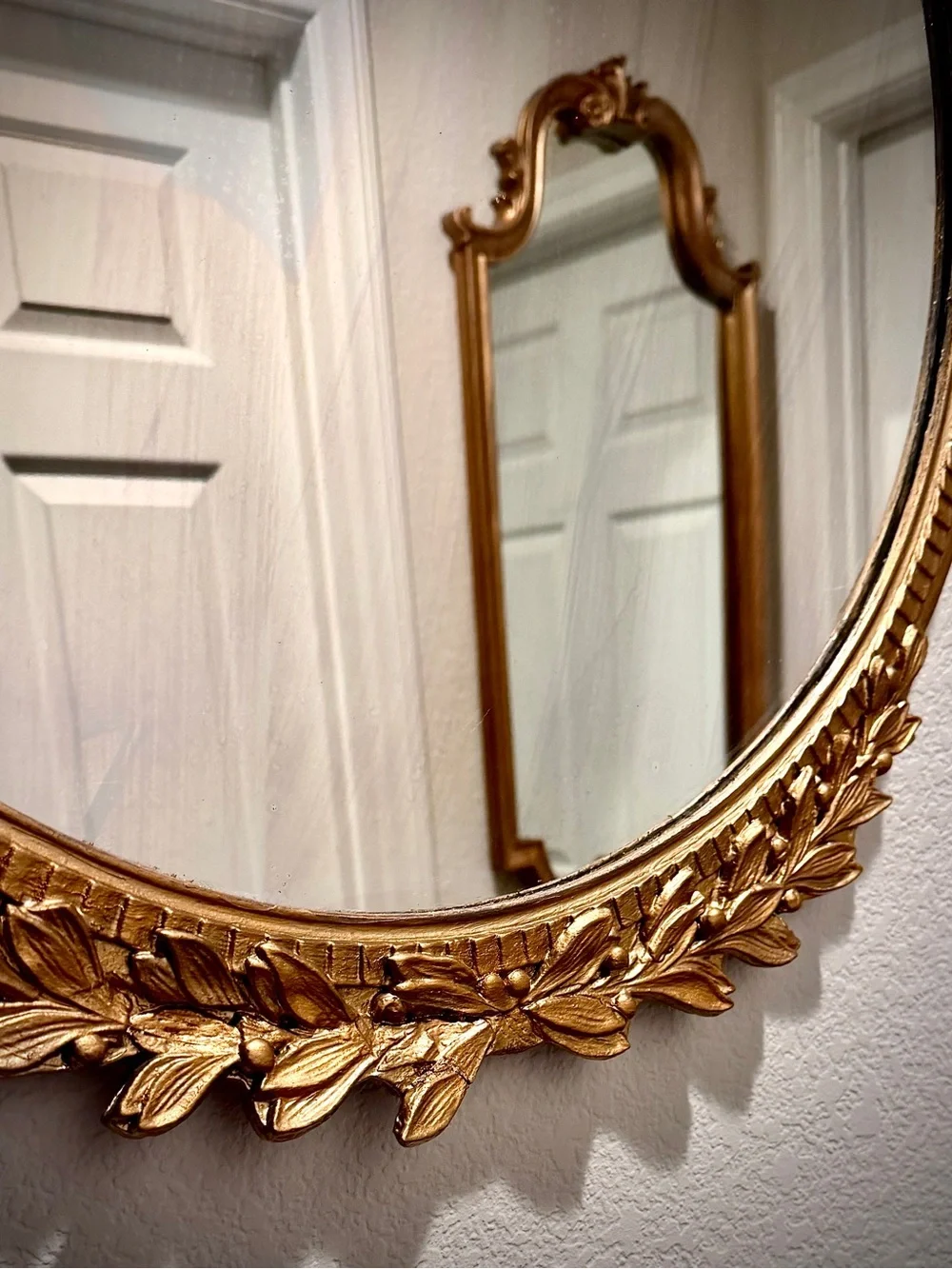 Source Unknown decorative round